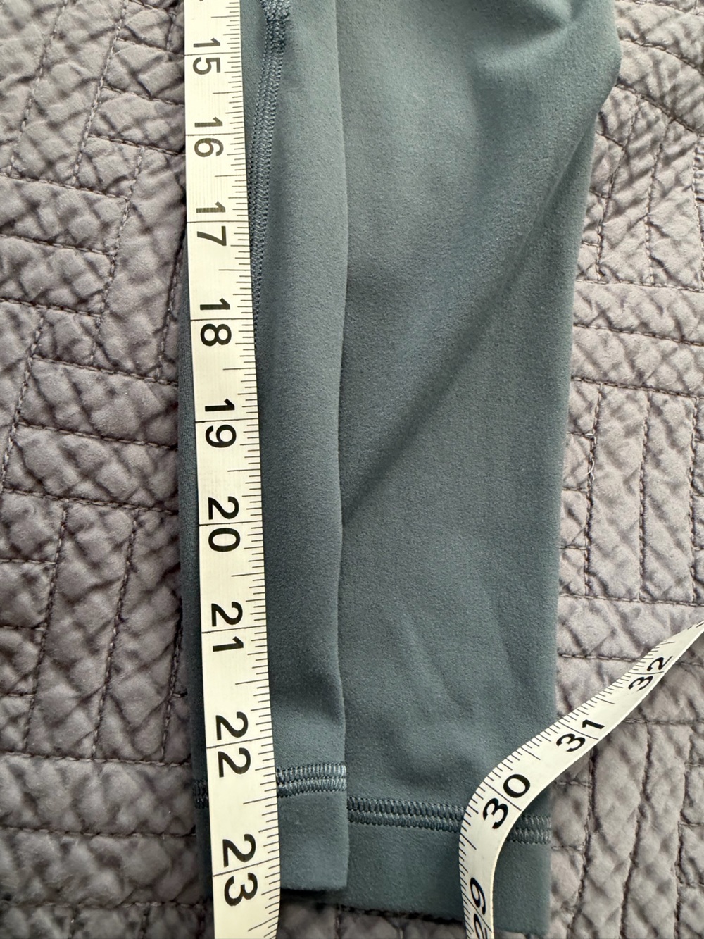 Lululemon Align High-Rise Crop 23” Size 8 - Picture 8 of 11